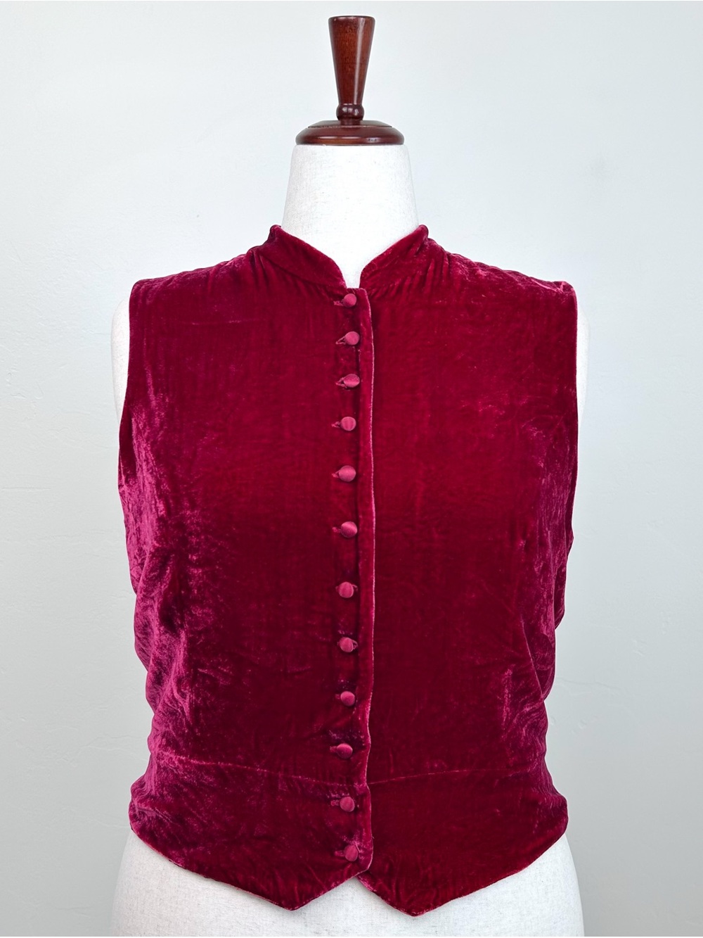 Gap Vintage Red Silk Velvet High-Neck Button-Up Mandarin Waistcoat Vest XL